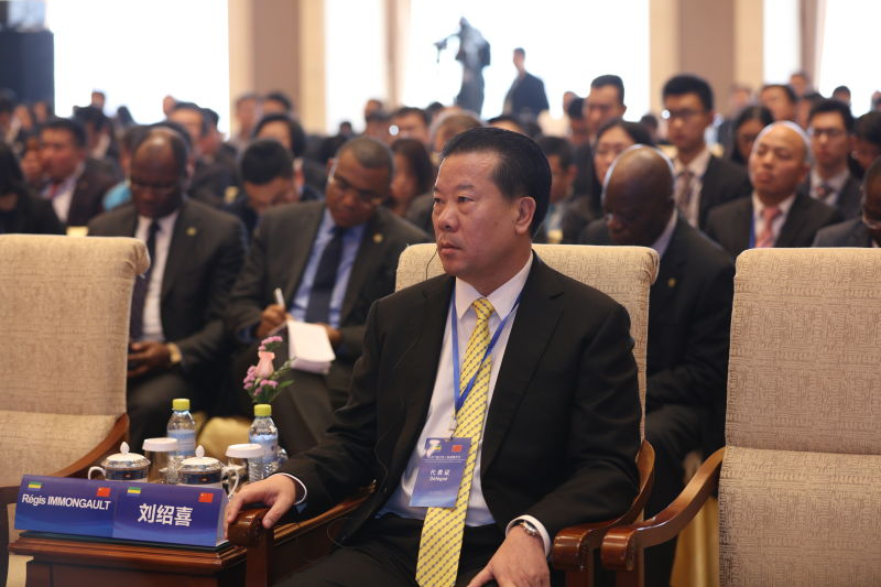 中国国际商会副会长,宜华集团董事长刘绍喜